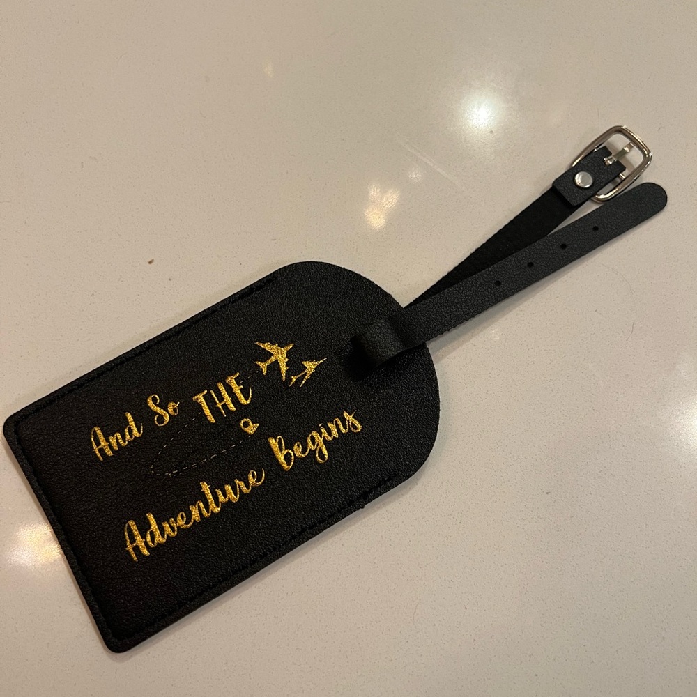 Black and Gold Leather Luggage Tag